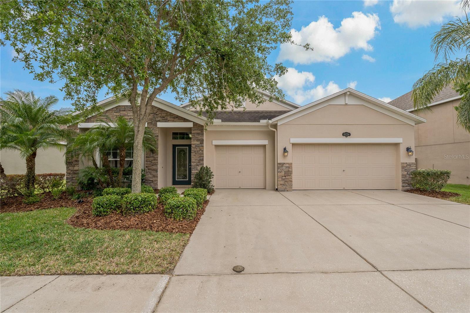 Sold property at 10734 BREAKING ROCKS DR, Tampa